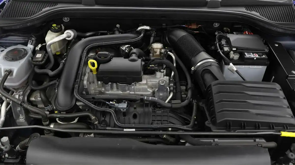 2021-skoda-kamiq-10-tsi-se-95ps-big-18