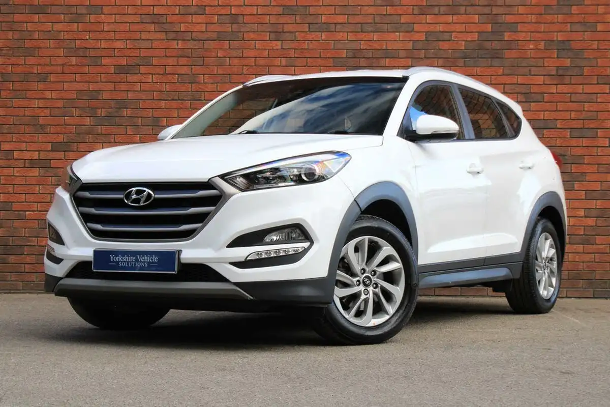 2017-hyundai-tucson-17crdi-blue-drive-se-116ps-big-11