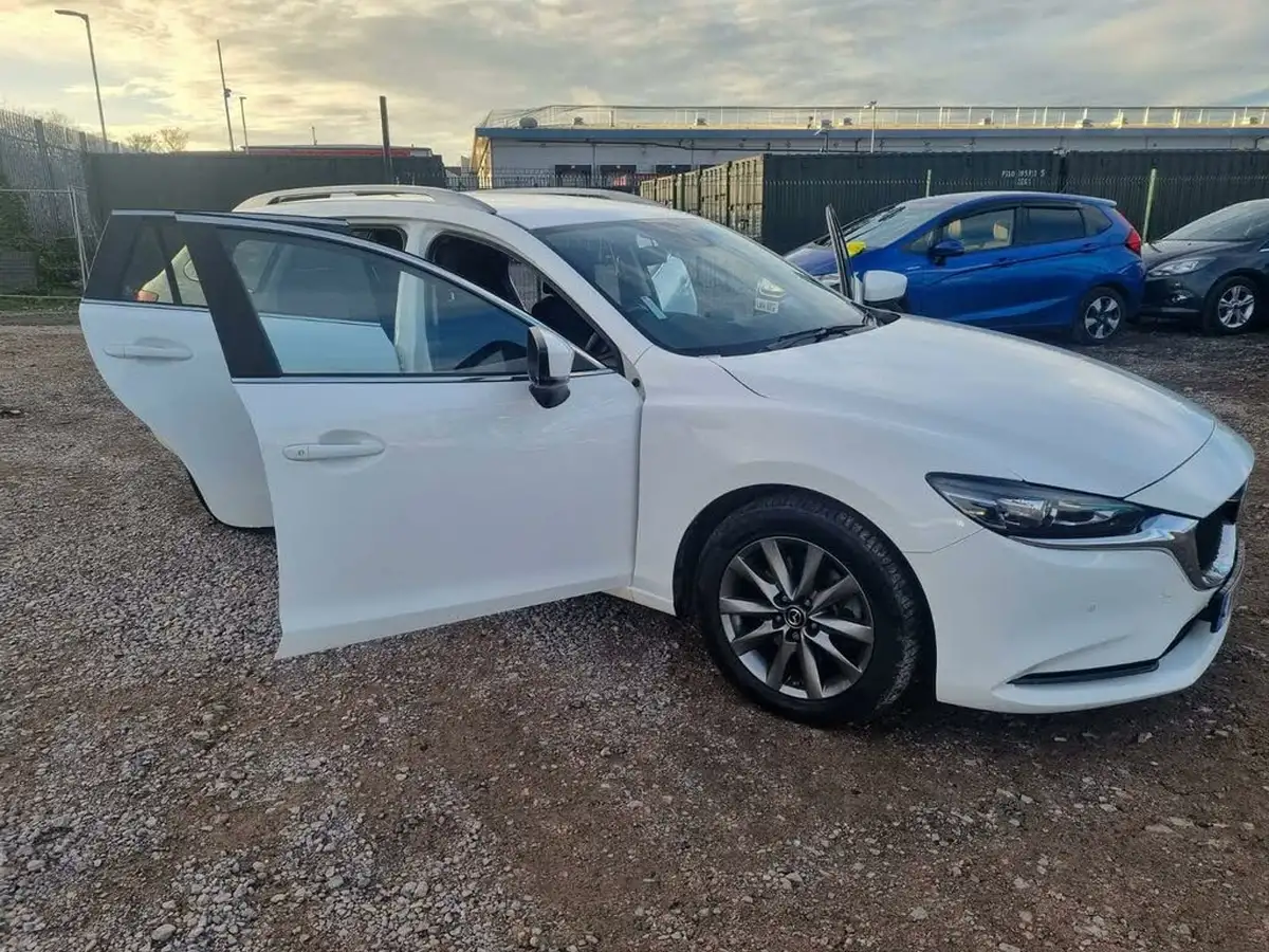 2019-mazda-mazda6-22td-skyactiv-d-se-l-nav-tourer-5d-big-11