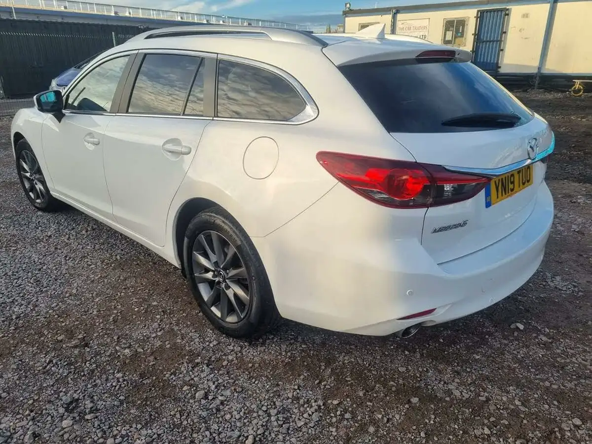 2019-mazda-mazda6-22td-skyactiv-d-se-l-nav-tourer-5d-big-35