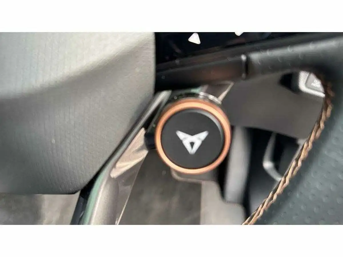 2024-cupra-tavascan-e-v2-big-14