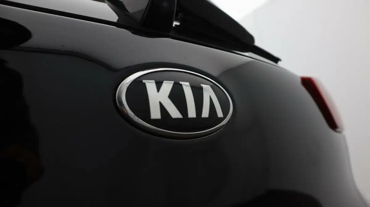 2020-kia-e-niro-ev-4-big-23