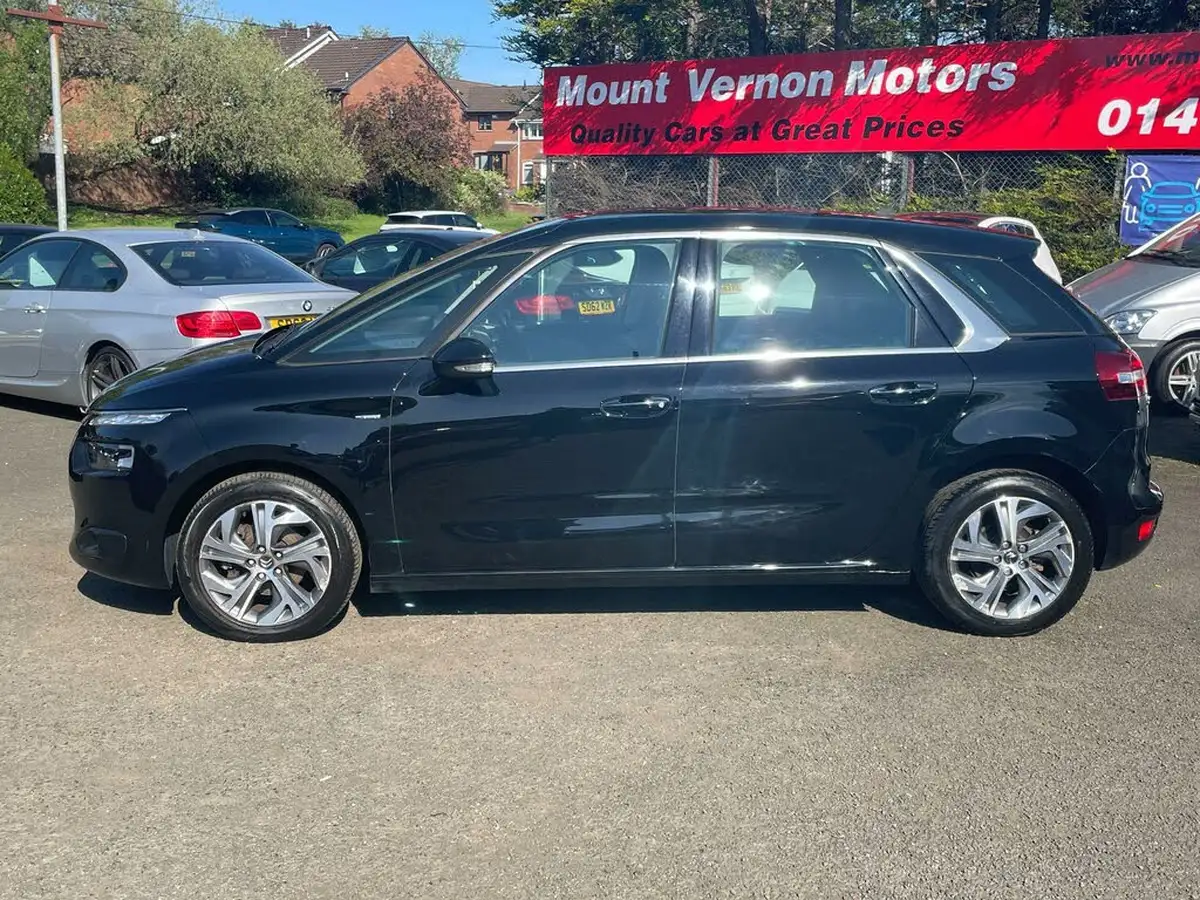 2015-citroen-c4-picasso-16e-hdi-exclusive-big-2