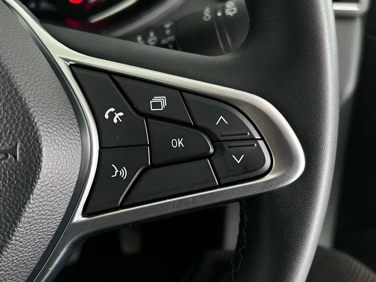 2023-renault-clio-16-evolution-big-17