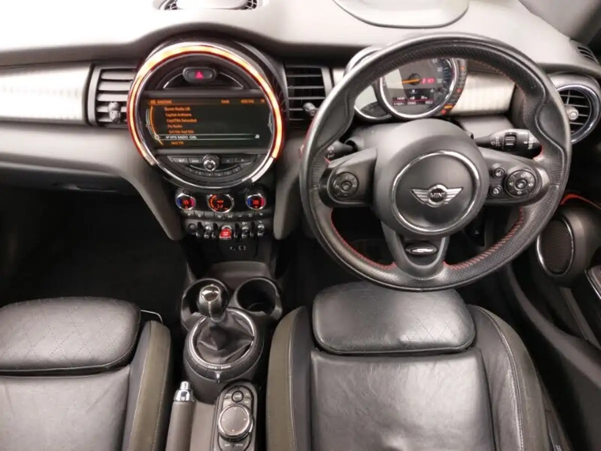 2015-mini-cooper-20td-cooper-sd-170bhp-chili-ss-hatchback-5d-big-2