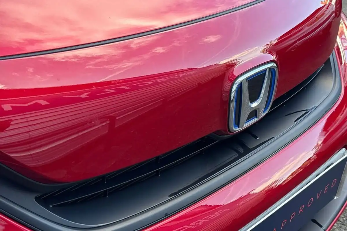 2023-honda-jazz-15-i-mmd-sr-big-36