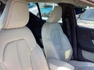 2019-volvo-xc40-20-t4-inscription-small-5