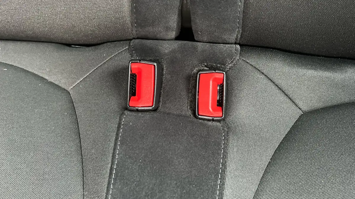 2021-abarth-595-14-tjet-big-34