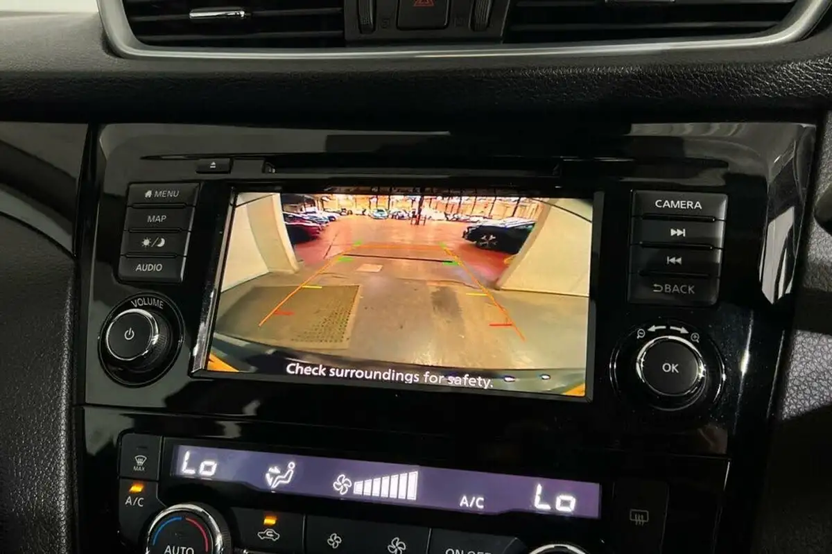 2020-nissan-qashqai-13-dig-t-acenta-premium-140ps-big-24