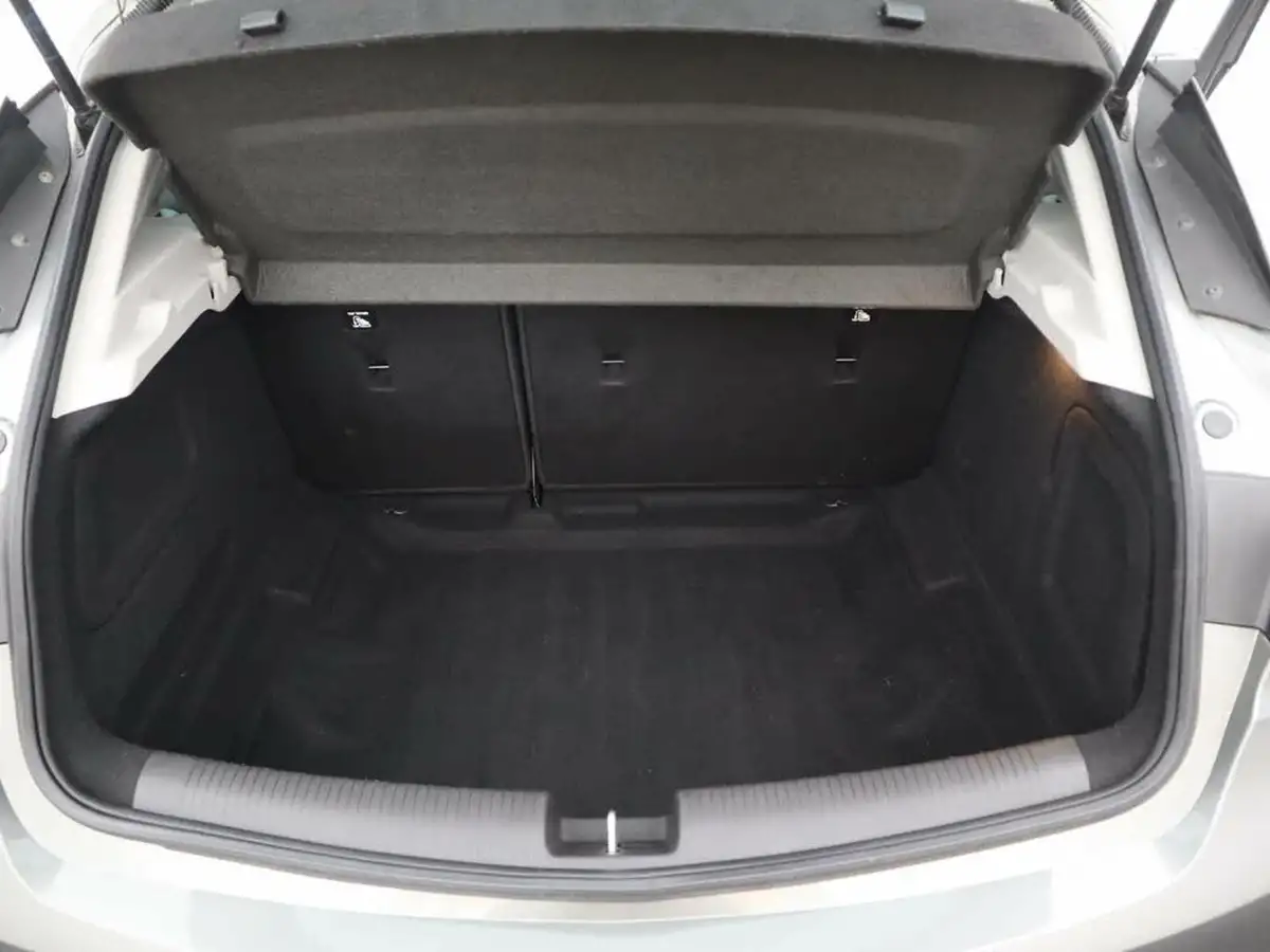 2018-vauxhall-astra-14i-16v-turbo-sri-150ps-hatchback-big-6