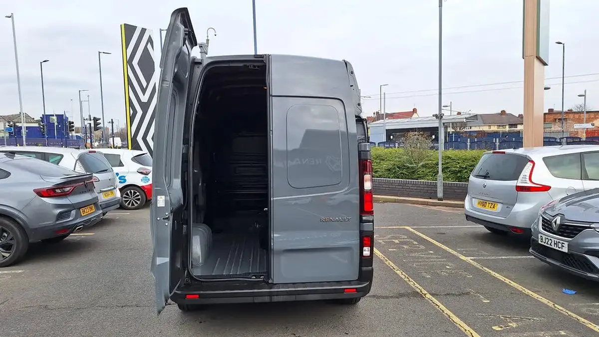 2023-renault-trafic-20dci-lh30-150-start-big-21