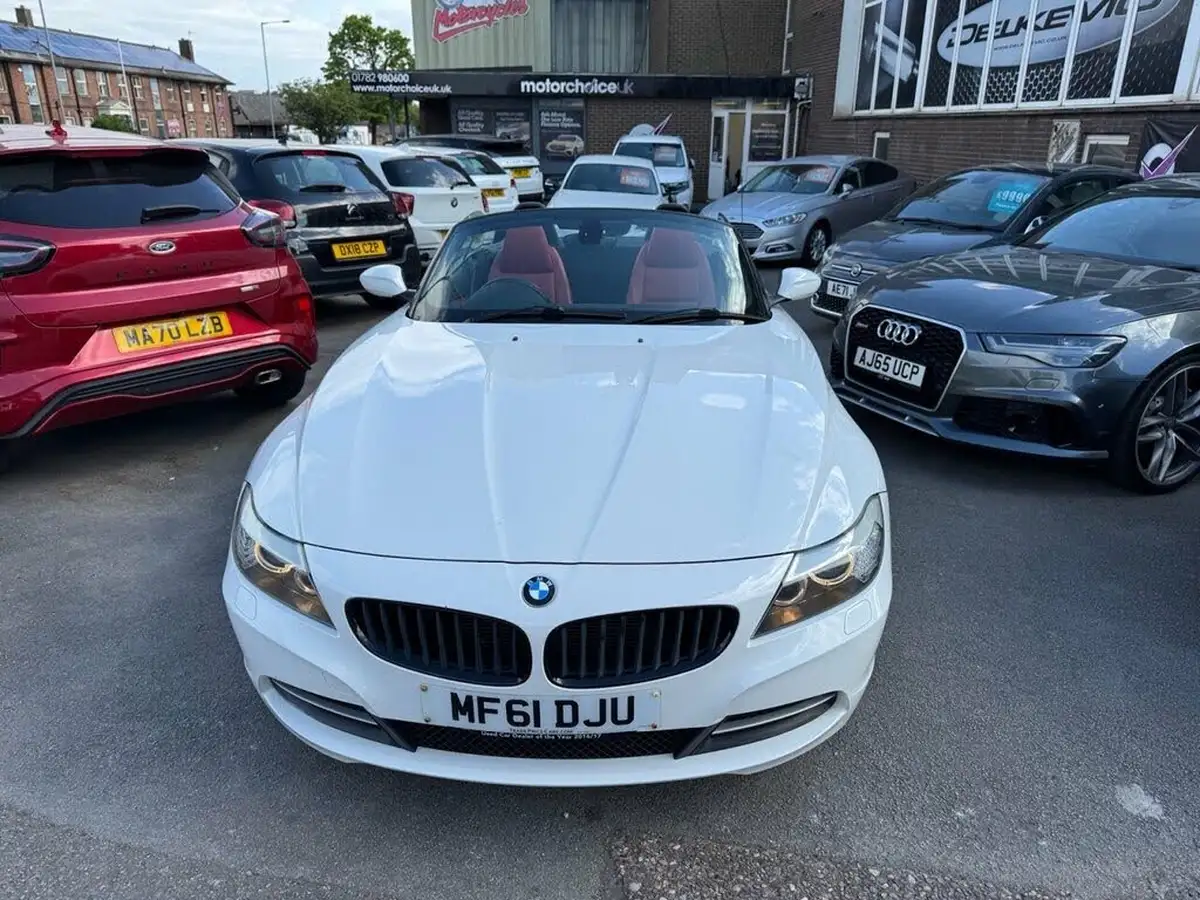 2011-bmw-z4-big-10