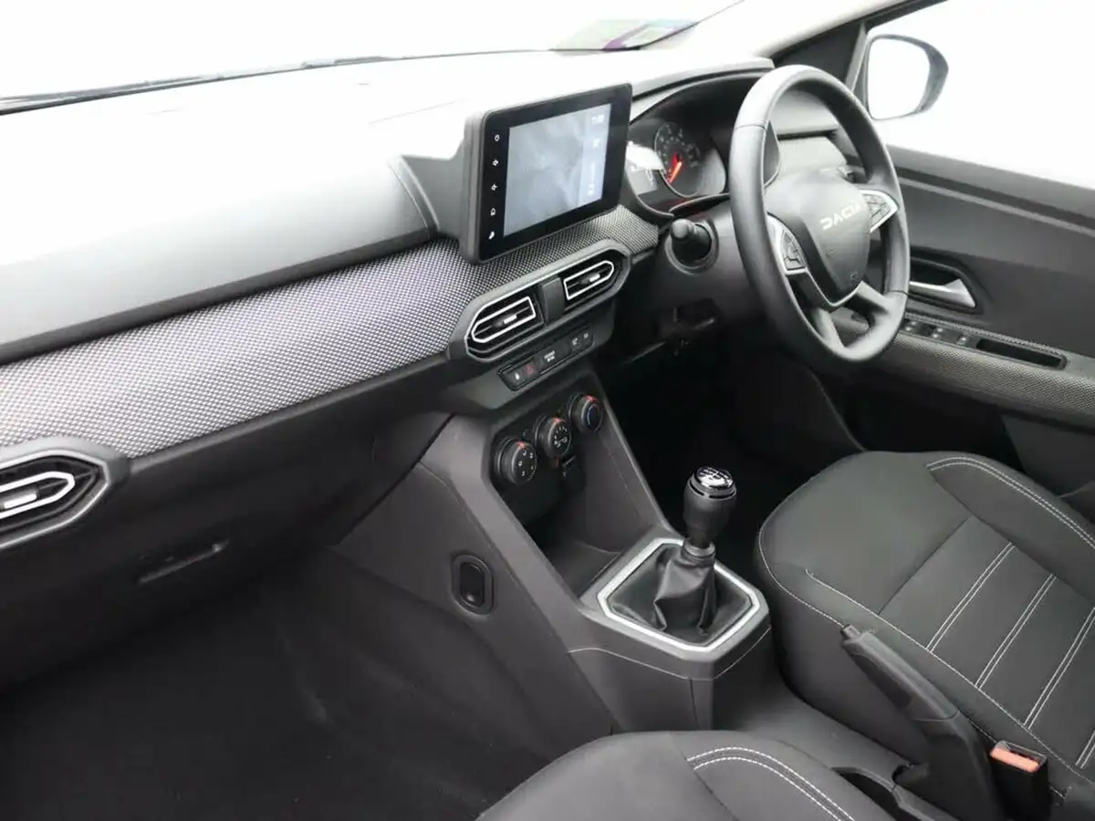 2023-dacia-sandero-10-tce-expression-90bhp-big-7