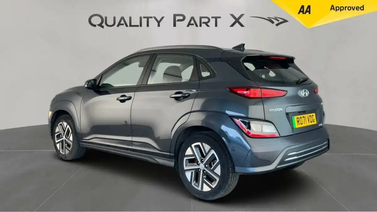 2022-hyundai-kona-e-se-connect-big-4