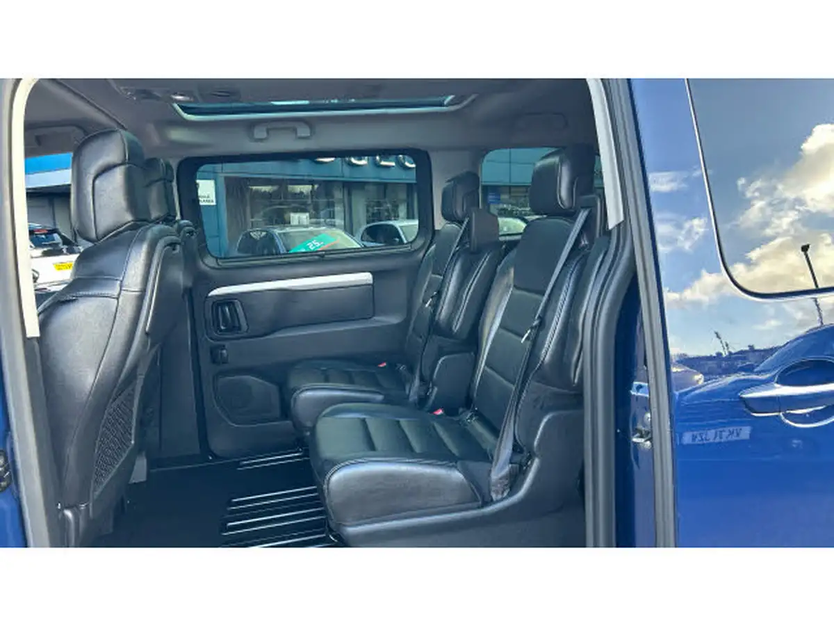 2018-peugeot-traveller-20-bluehdi-business-vip-20bluehdi-150ps-standardss-big-15