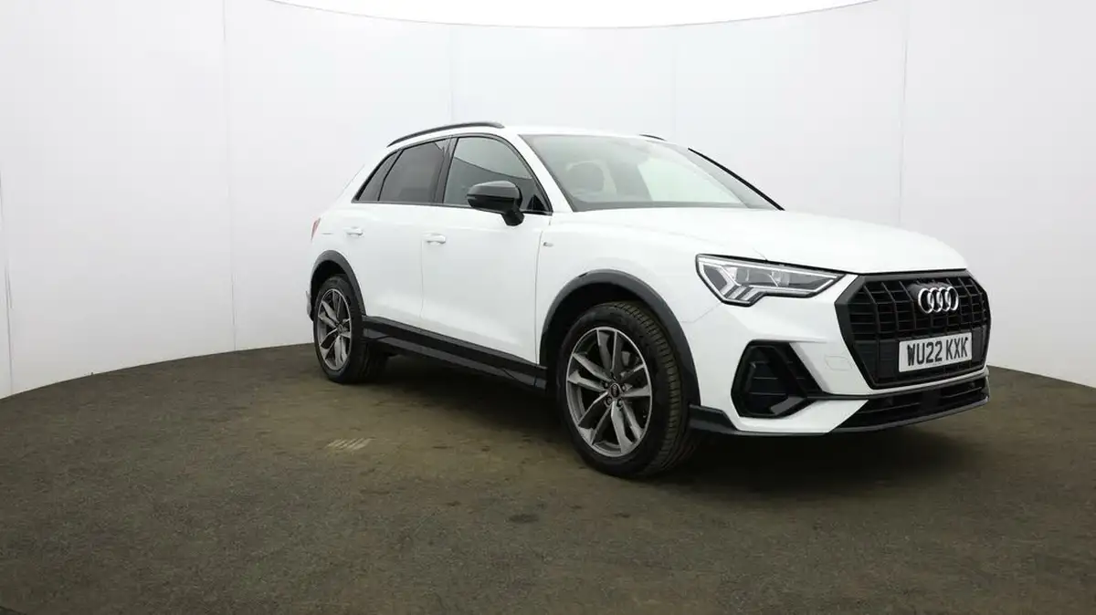 2022-audi-q3-15-35-tfsi-black-edition-codcomfort-sound-pack-station-wagon-big-40