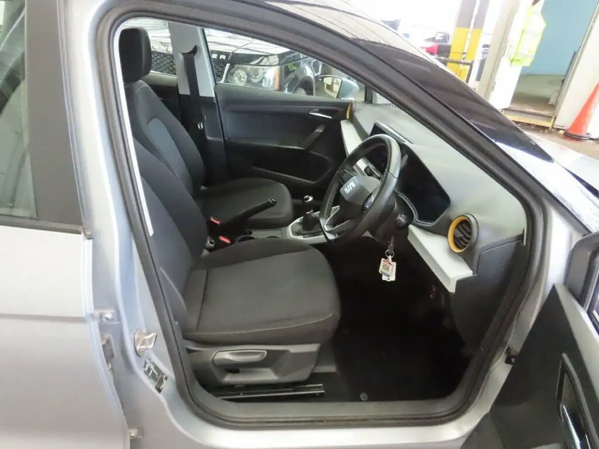 2023-seat-arona-10-tsi-evo-se-technology-big-10