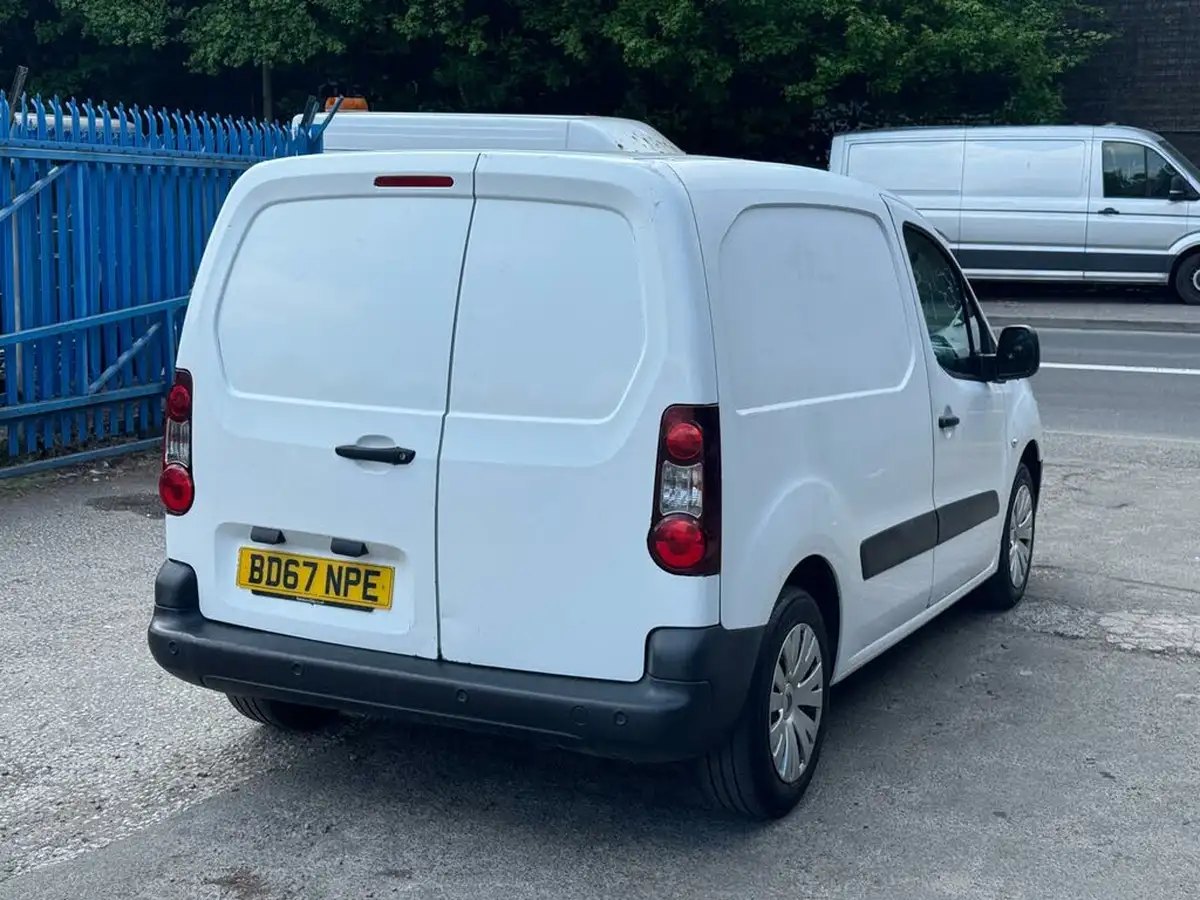 2017-citroen-berlingo-16td-l1625-enterprise-special-edition-16bluehdi-75eu6-panel-big-5