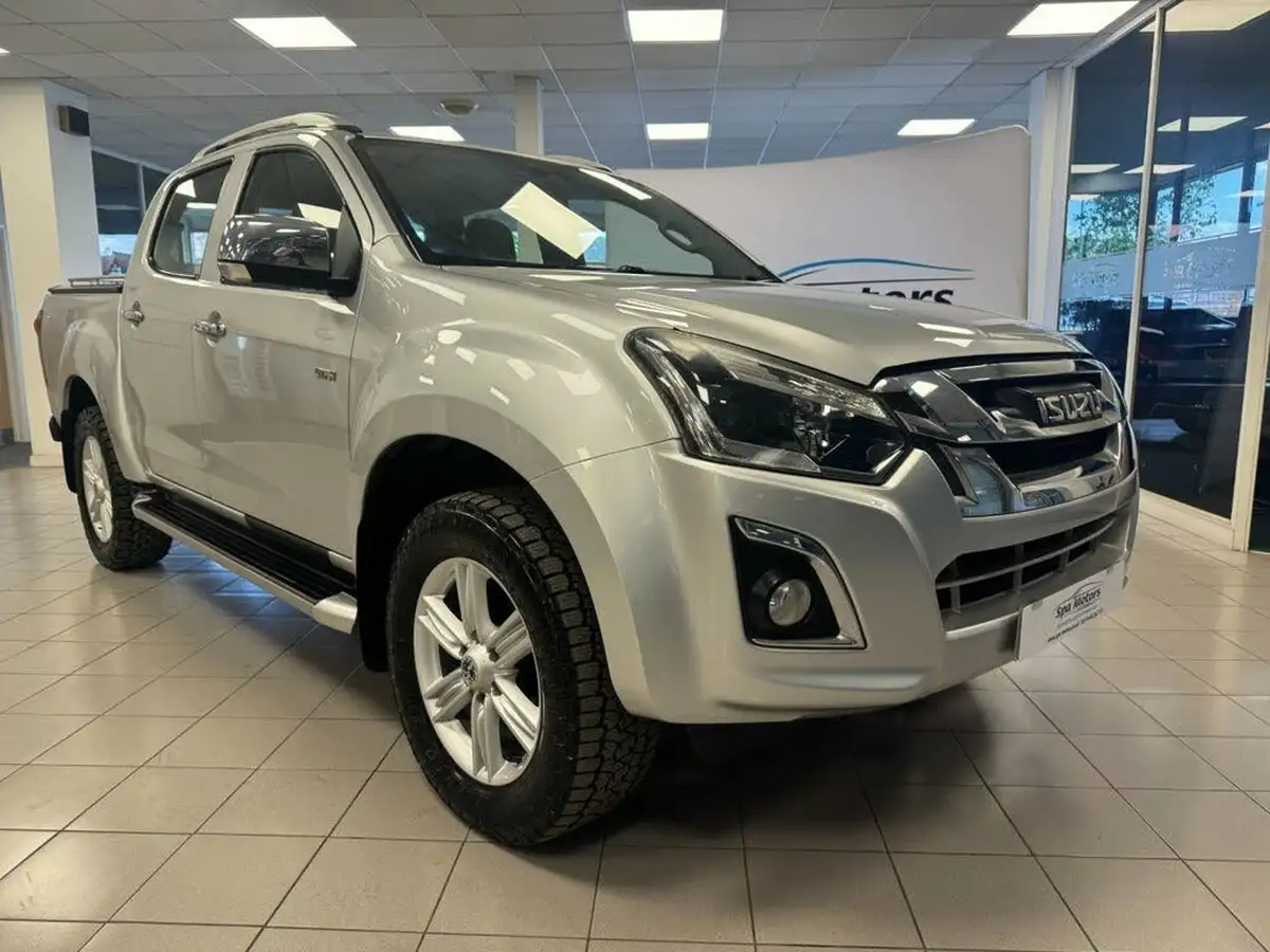 2017-isuzu-d-max-19td-utah-big-0
