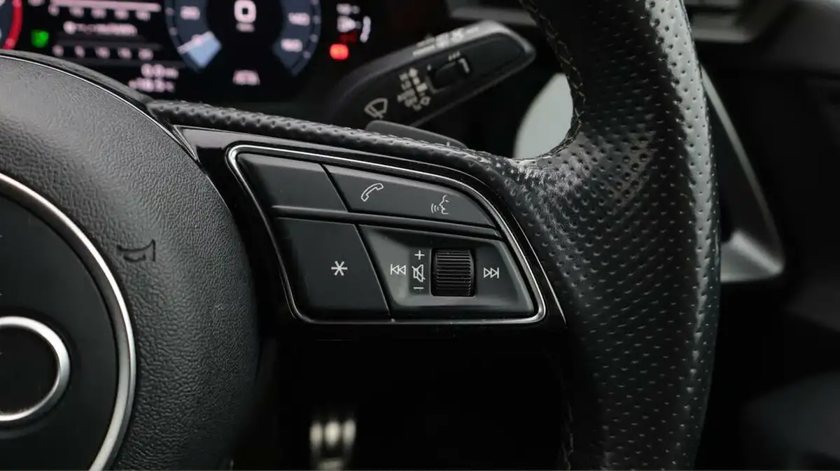 2022-audi-a3-14-40-tfsi-e-s-line-big-24