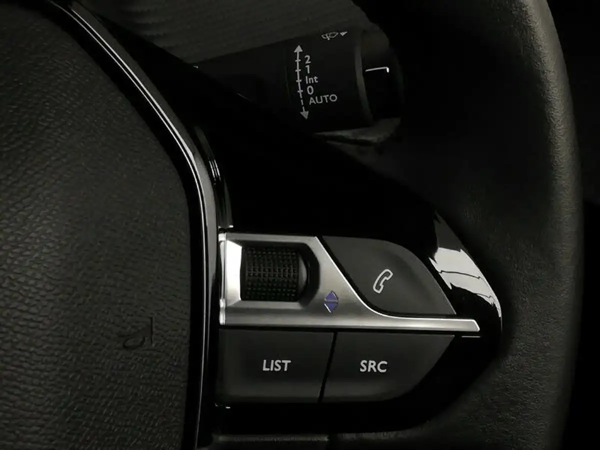 2024-peugeot-2008-suv-12-puretech-allure-130ps-big-16