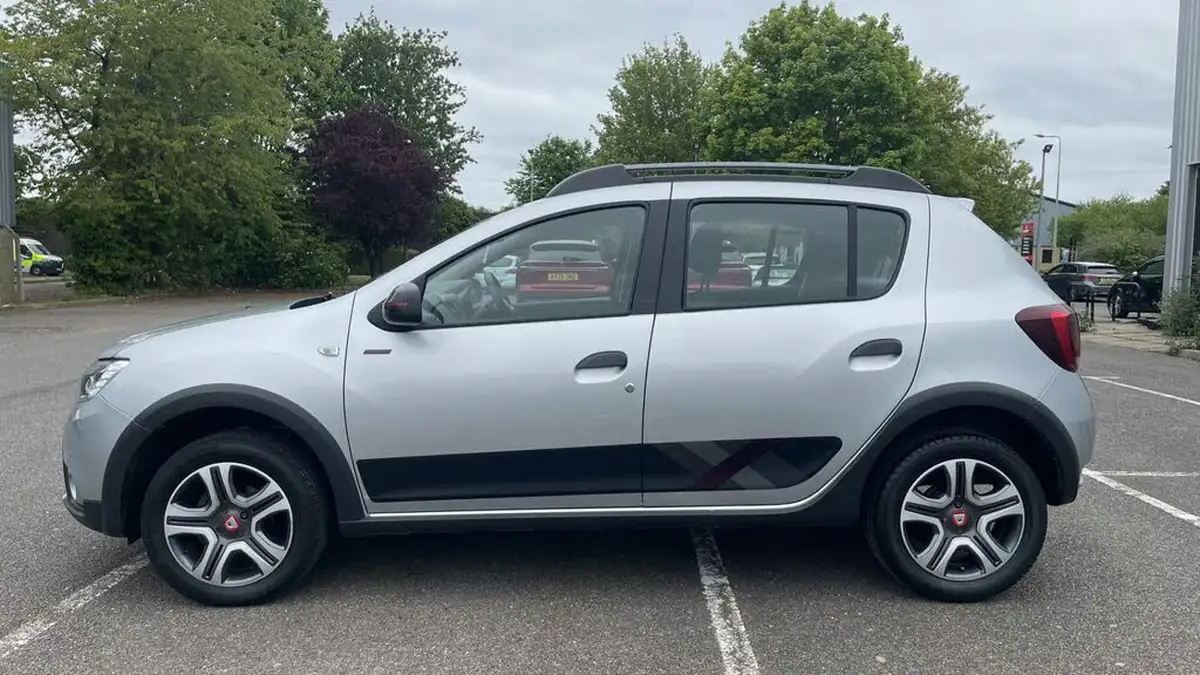 2019-dacia-sandero-stepway-09-tce-techroad-big-3