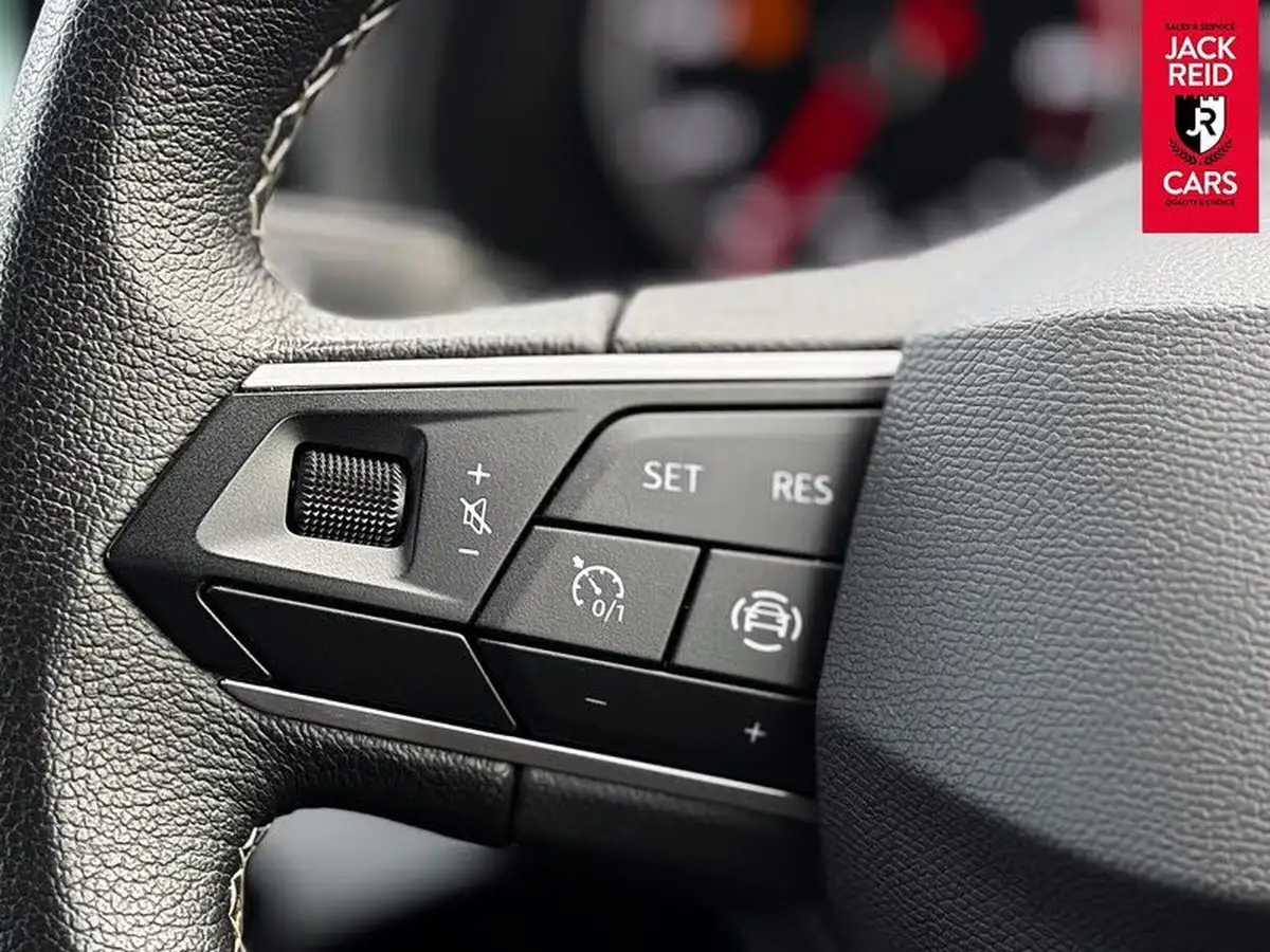 2022-seat-ibiza-10-mpi-se-technology-big-8