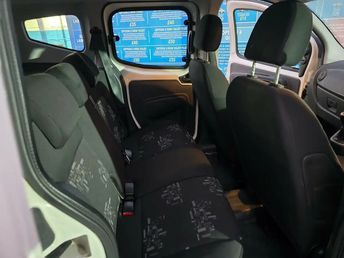 2011-fiat-qubo-big-4