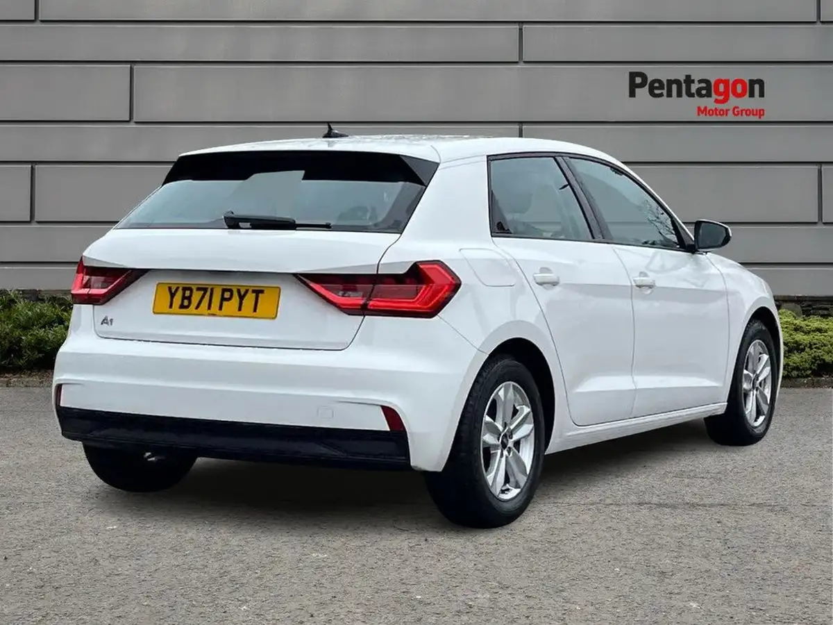 2022-audi-a1-10-25-tfsi-technik-big-3