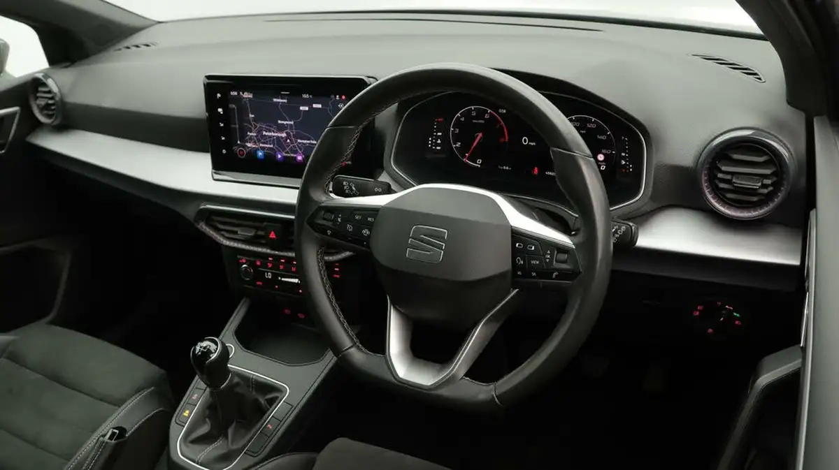 2021-seat-ibiza-10-tsi-xcellence-lux-95ps-big-9