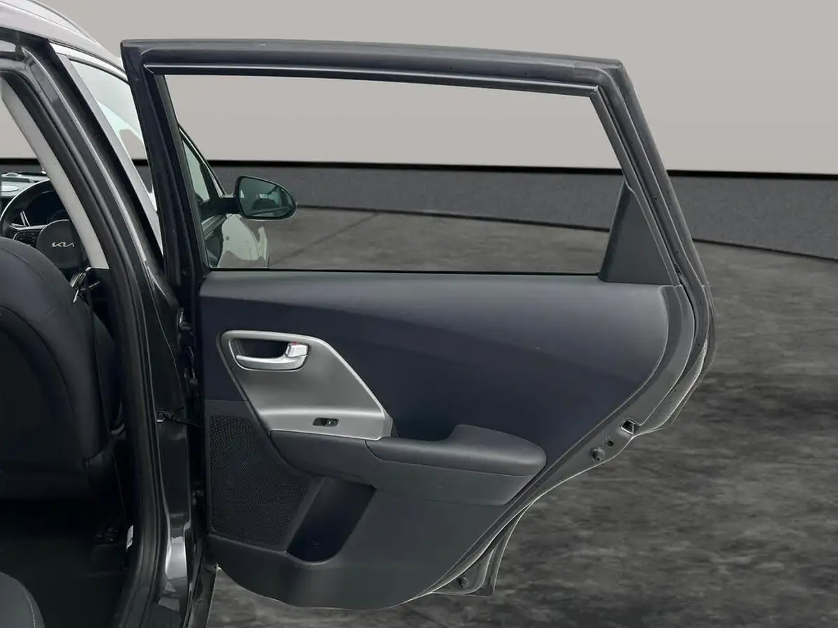 2021-kia-niro-16-gdi-phev-2-big-21