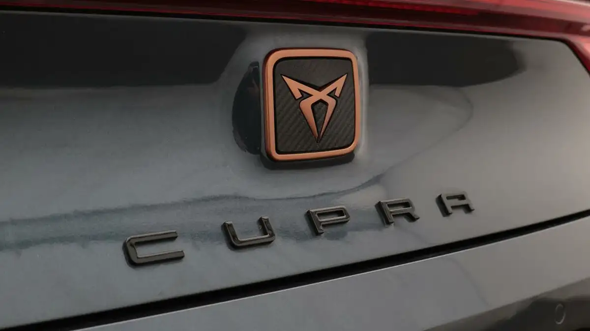 2023-cupra-leon-nf-15-etsi-v1-hatchback-big-22