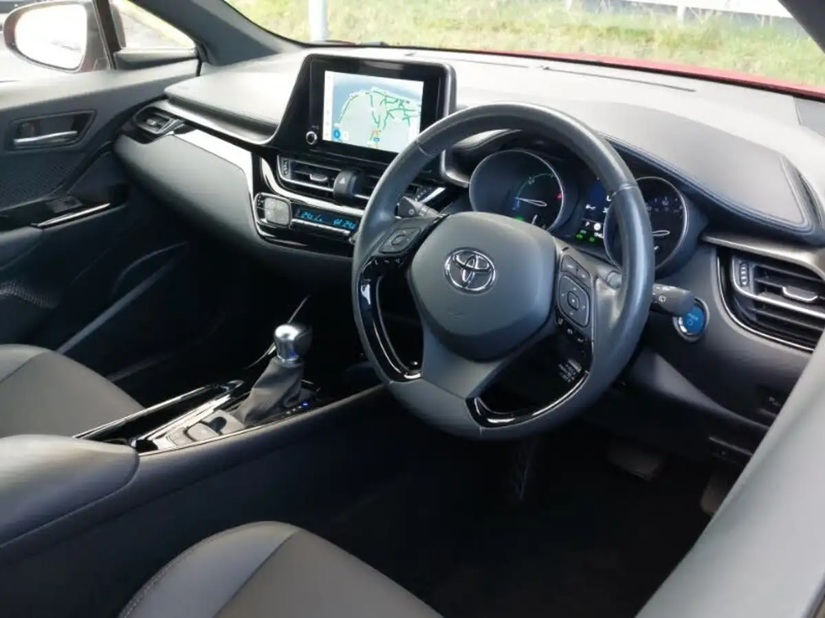 2022-toyota-c-hr-20-vvt-i-design-big-11