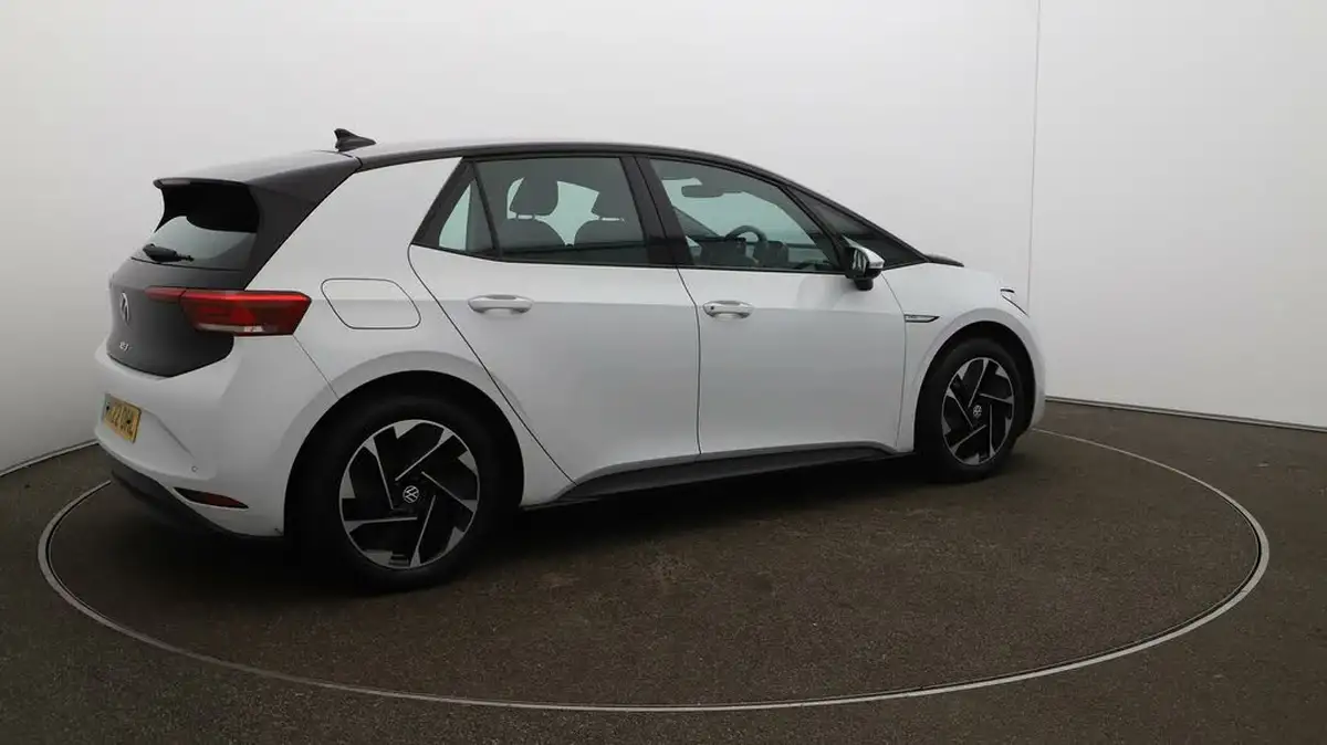 2022-volkswagen-id3-e-life-204ps-58kwh-pro-performance-big-45