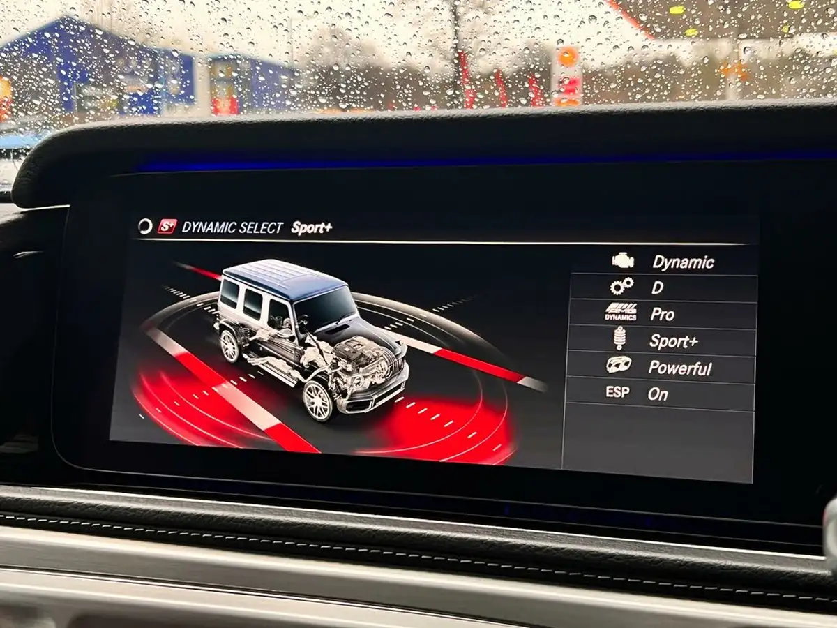2021-mercedes-benz-g-class-40-g63-amg-big-55