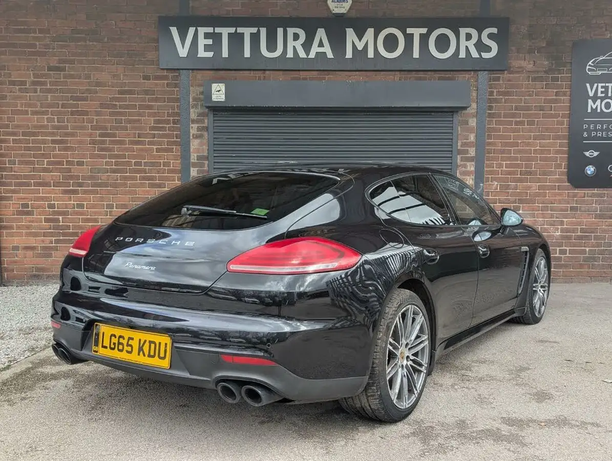 2015-porsche-panamera-30td-big-3
