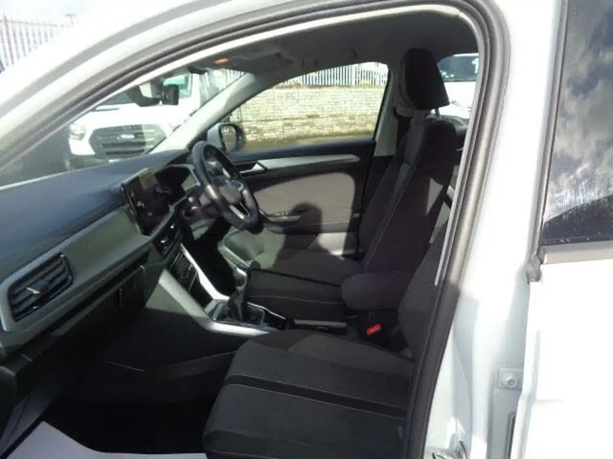 2023-volkswagen-t-roc-10-tsi-life-big-13