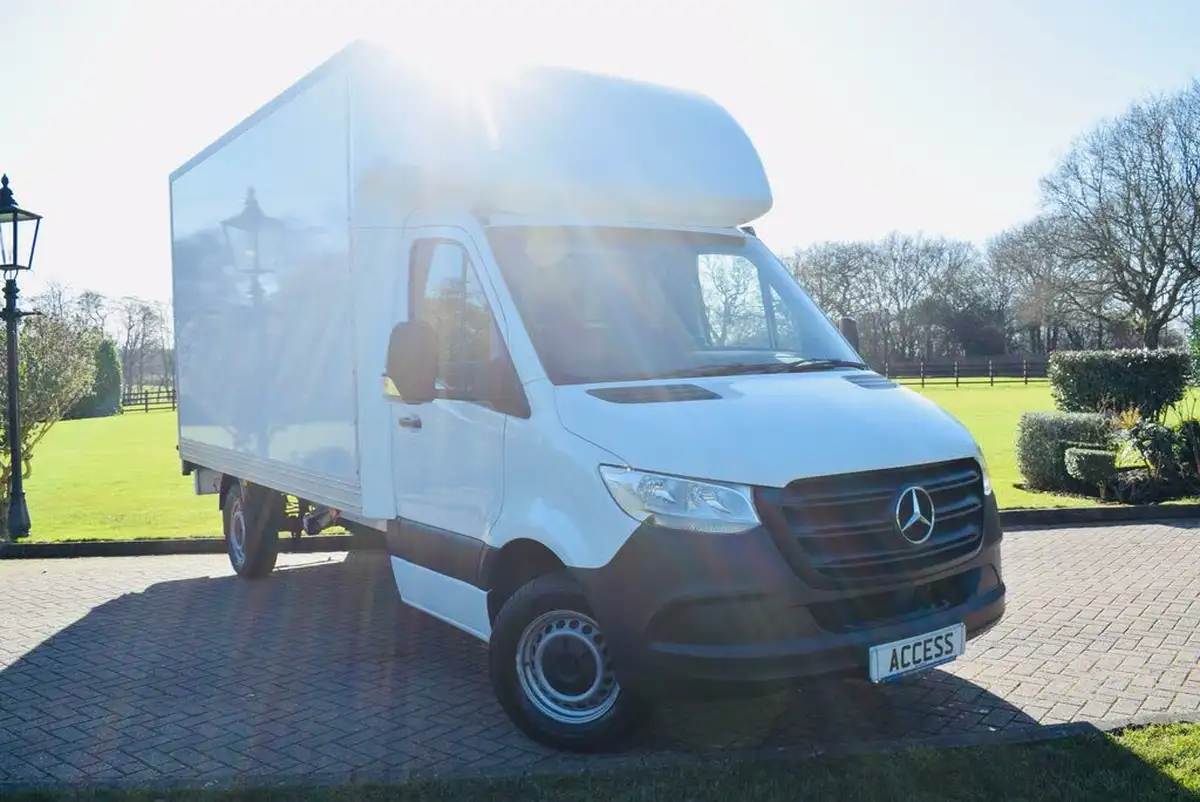 2023-mercedes-benz-sprinter-20cdi-315-l3h1-progressive-150pseu6dt-cab-big-10