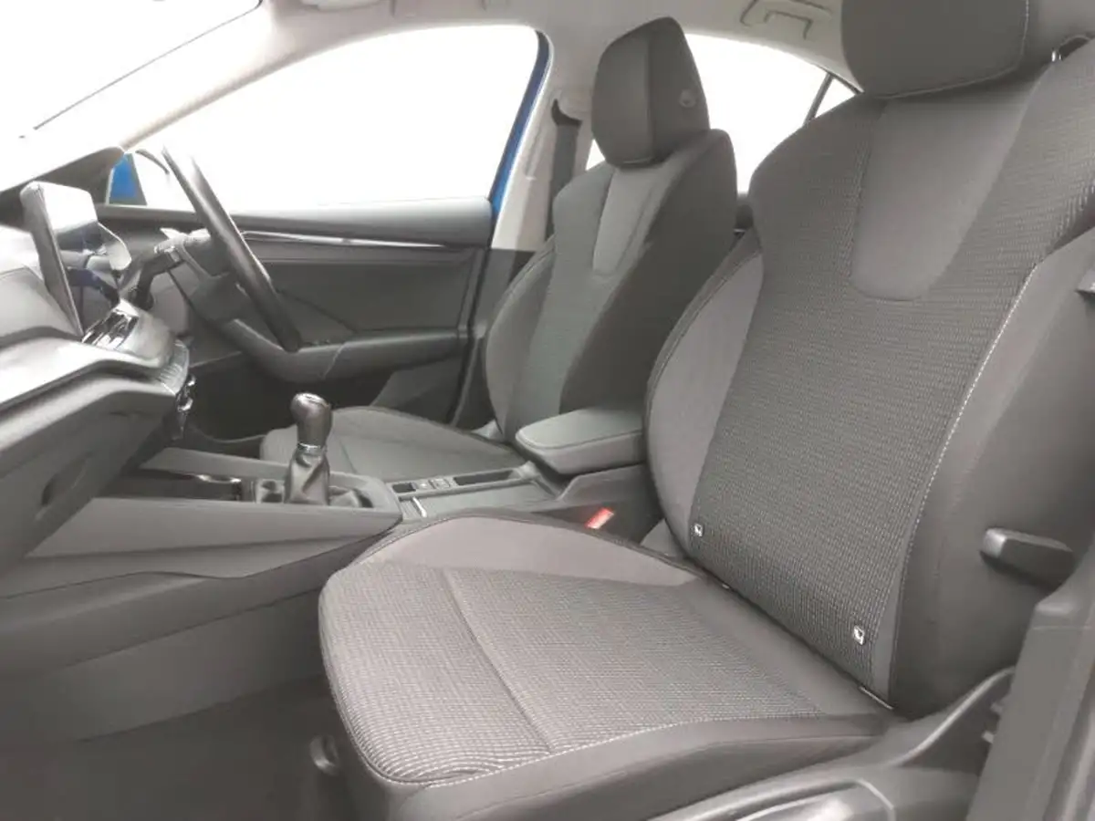 2021-skoda-octavia-10-tsi-se-technology-hatchback-big-18