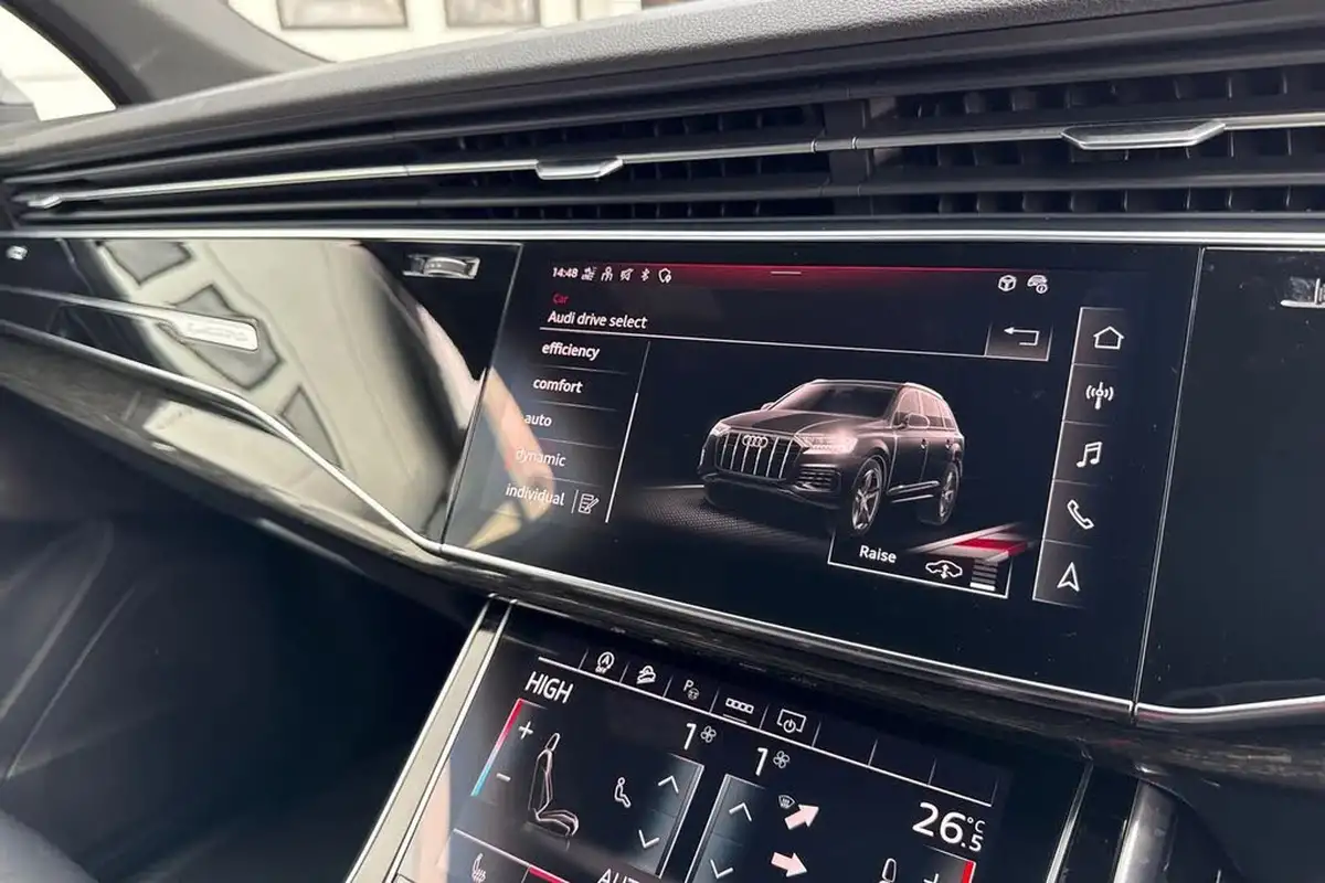 2022-audi-q7-30-55-tfsi-black-edition-big-45