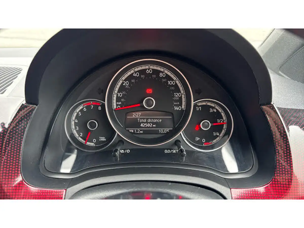 2021-volkswagen-up-10-gti-3d-big-17