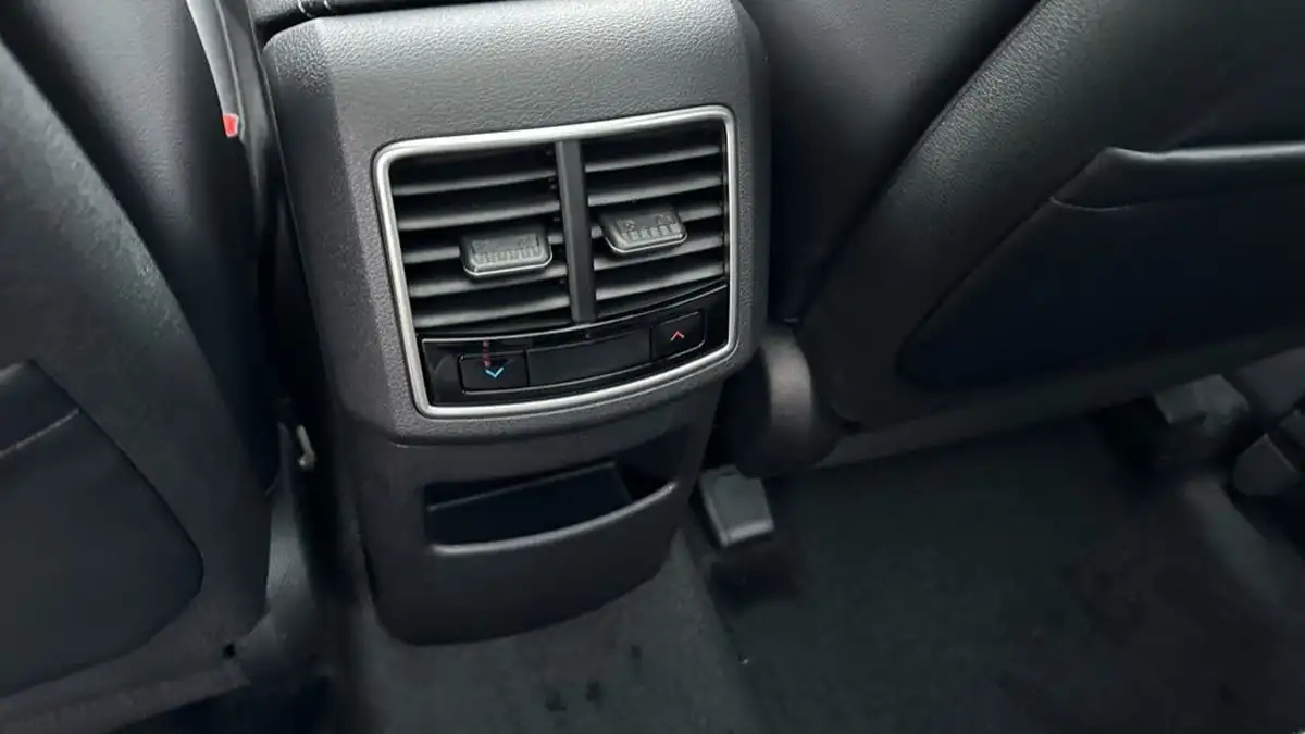 2024-kia-sportage-16-t-gdi-gt-line-s-207bhp-hev-auto-big-24
