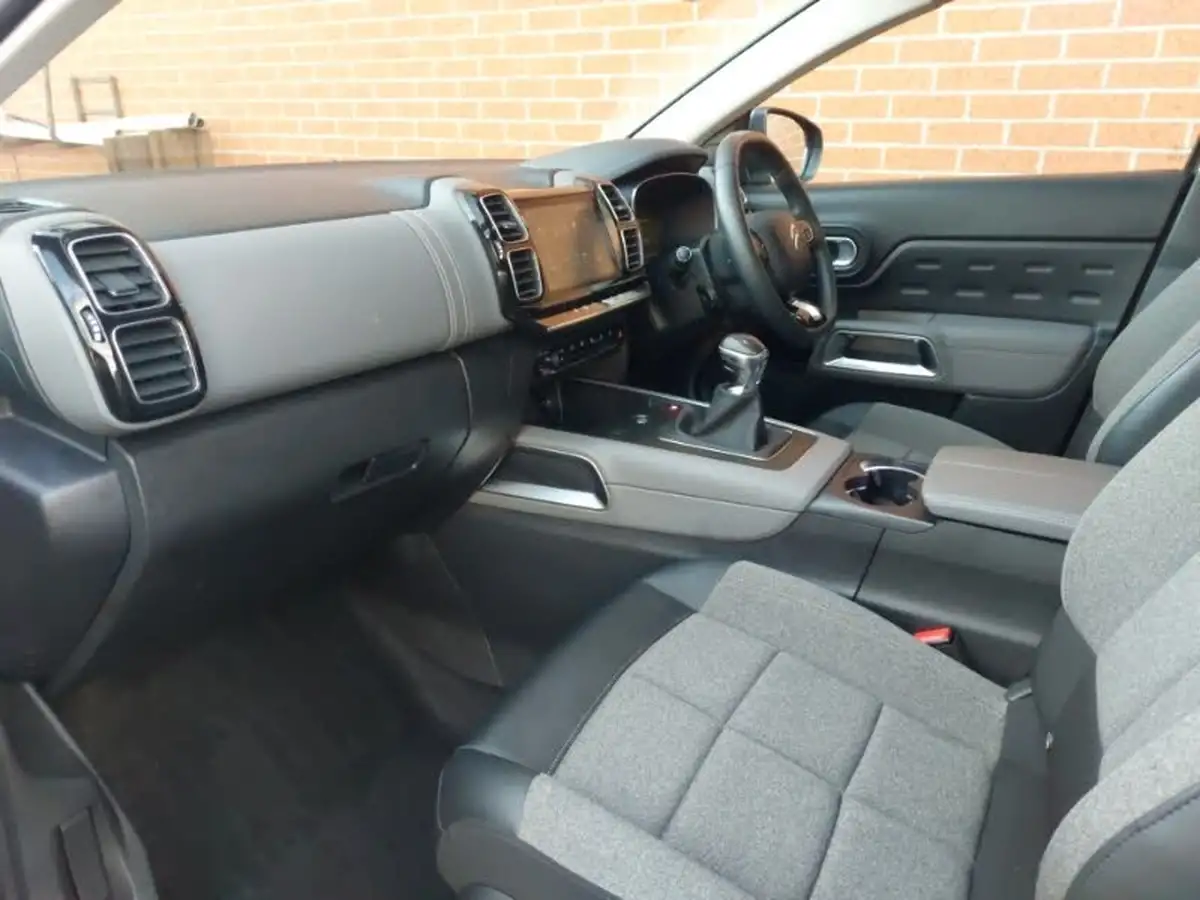 2021-citroen-c5-aircross-12-puretech-shine-big-4