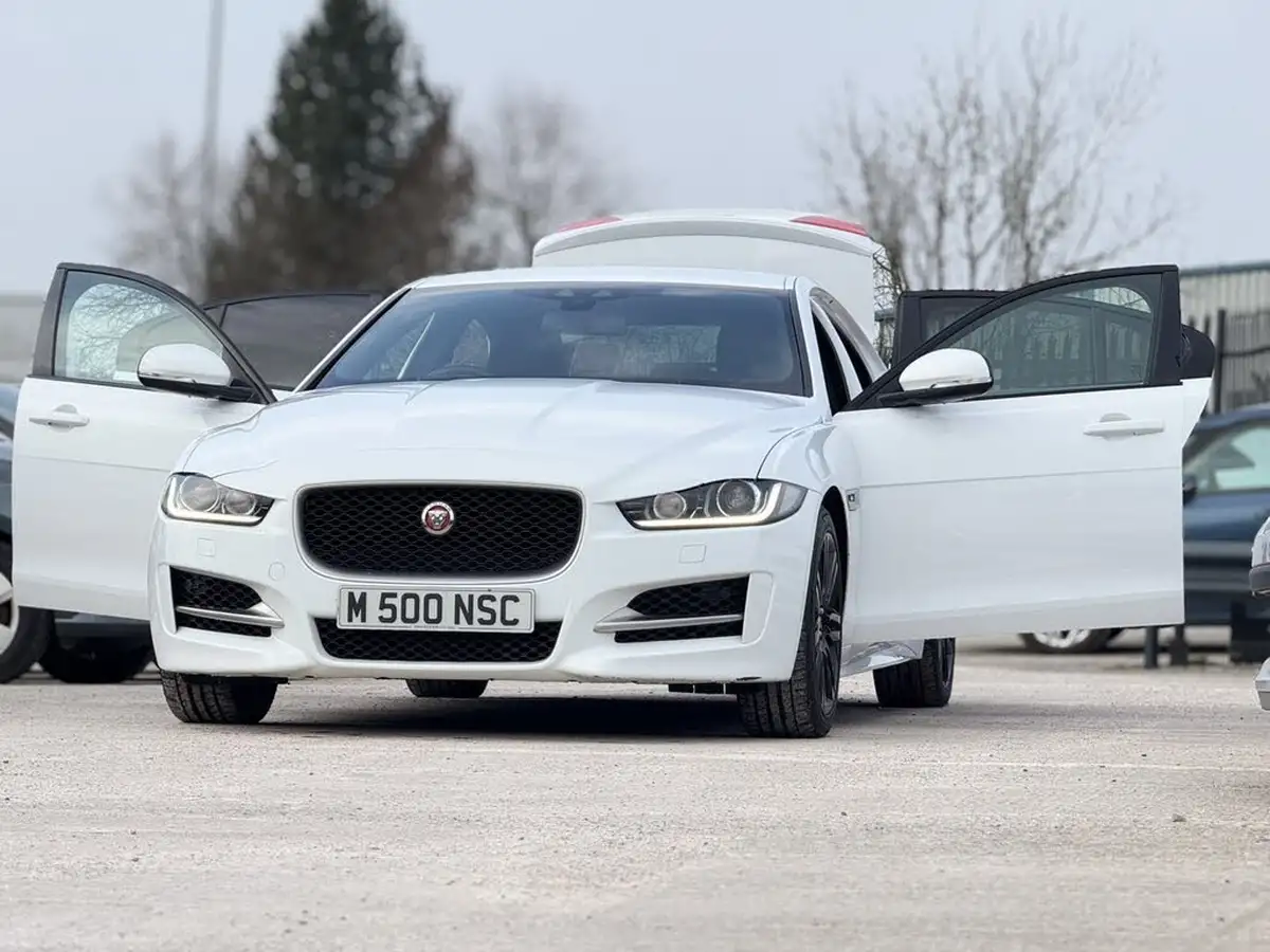 2016-jaguar-xe-20d-r-sport-180ps-auto-big-11