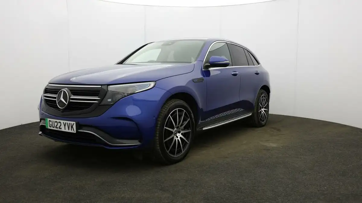 2022-mercedes-benz-eqc-e-eqc-400-amg-line-big-22