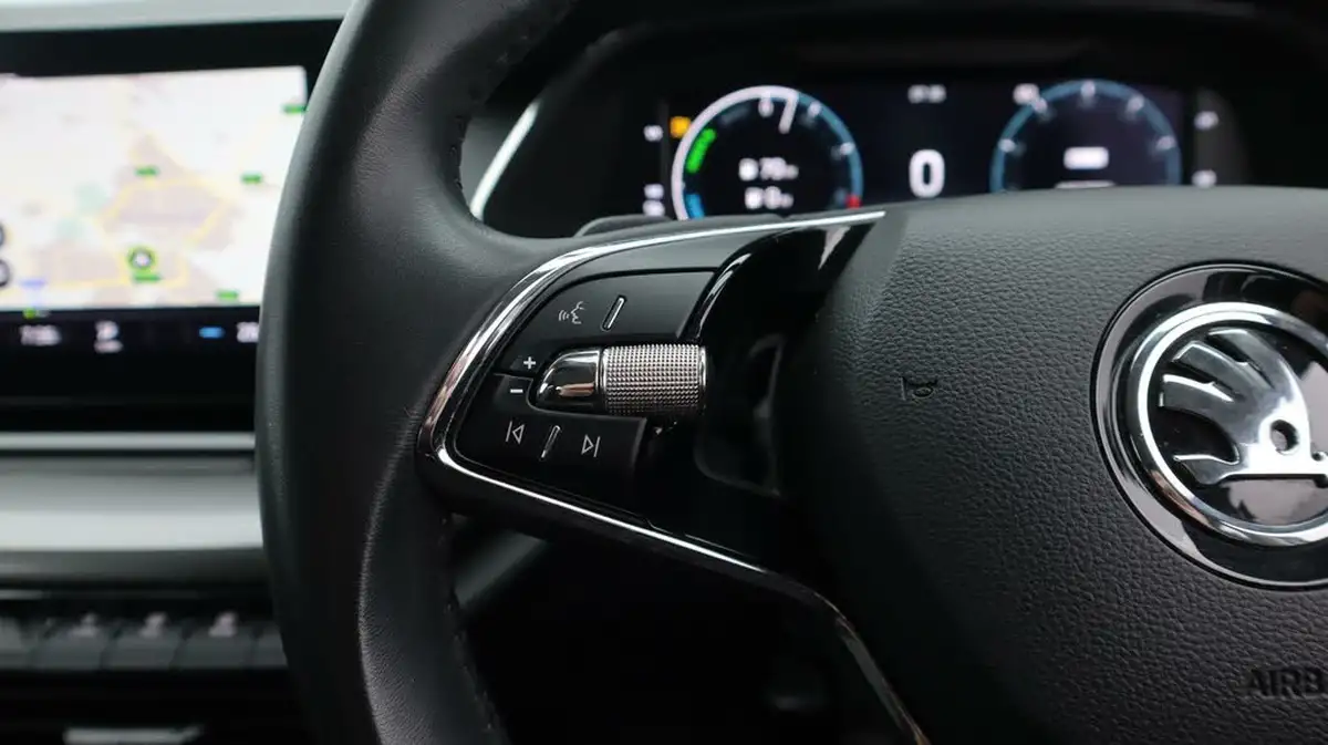2022-skoda-octavia-14-tsi-se-technology-estate-big-25
