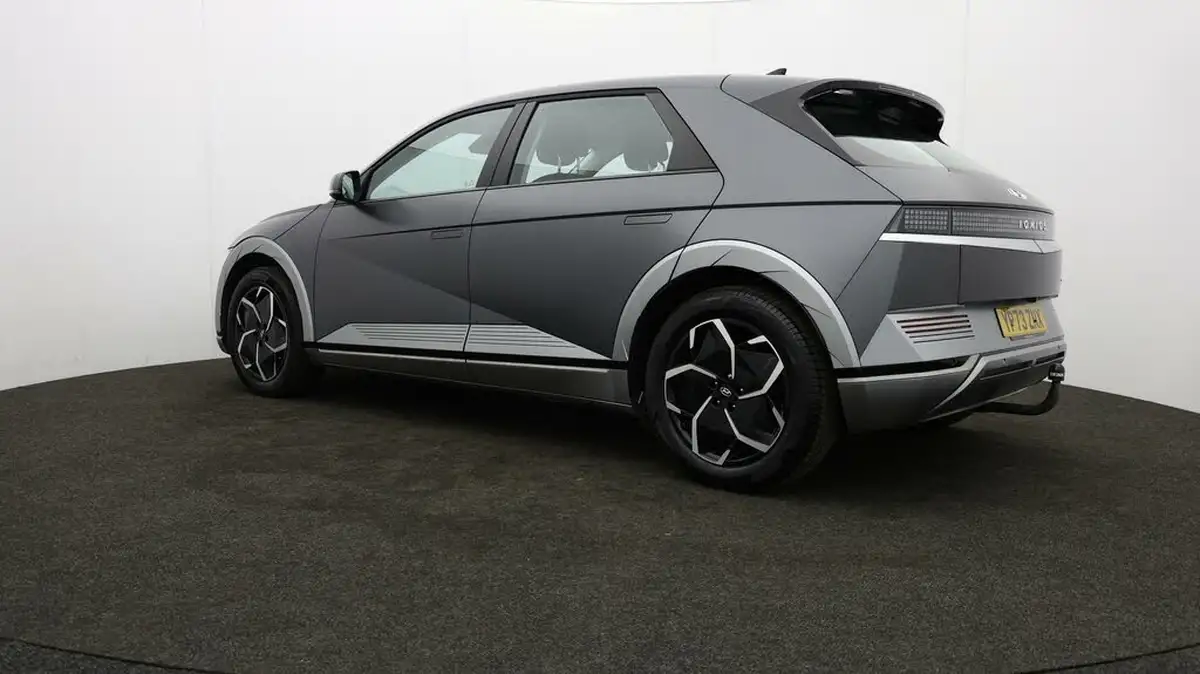 2023-hyundai-ioniq-5-e-premium-325ps-77kwh-awd-big-72