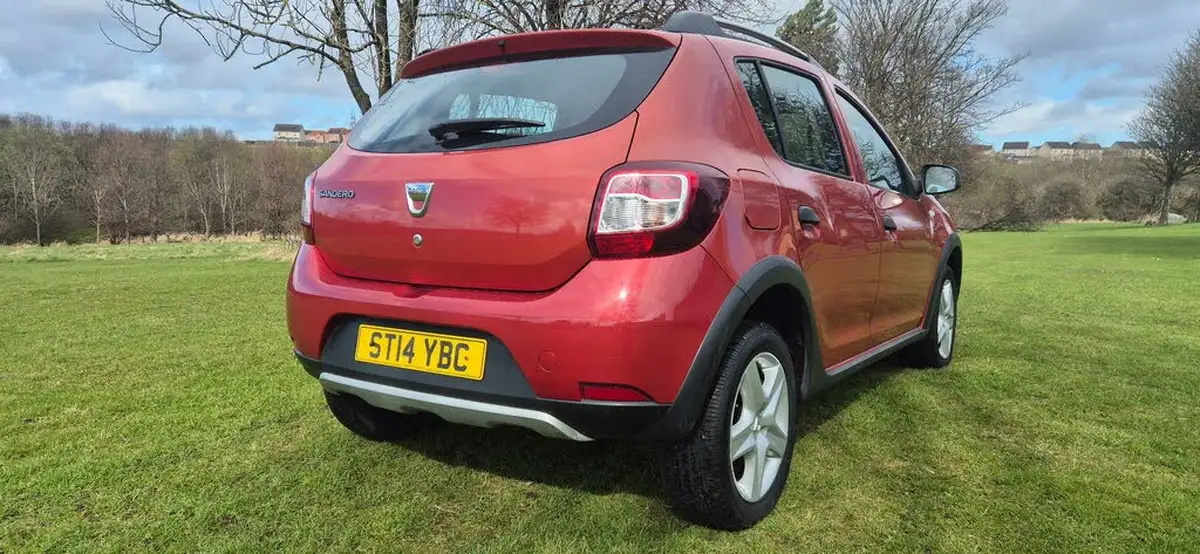 2014-dacia-sandero-stepway-09-ambiance-big-6