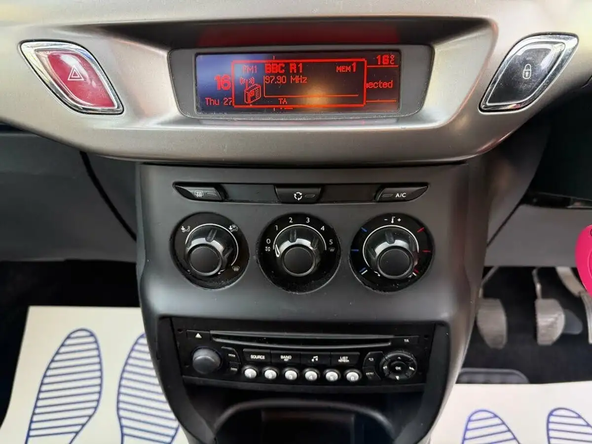 2014-citroen-c3-10-vtr-puretech-big-17