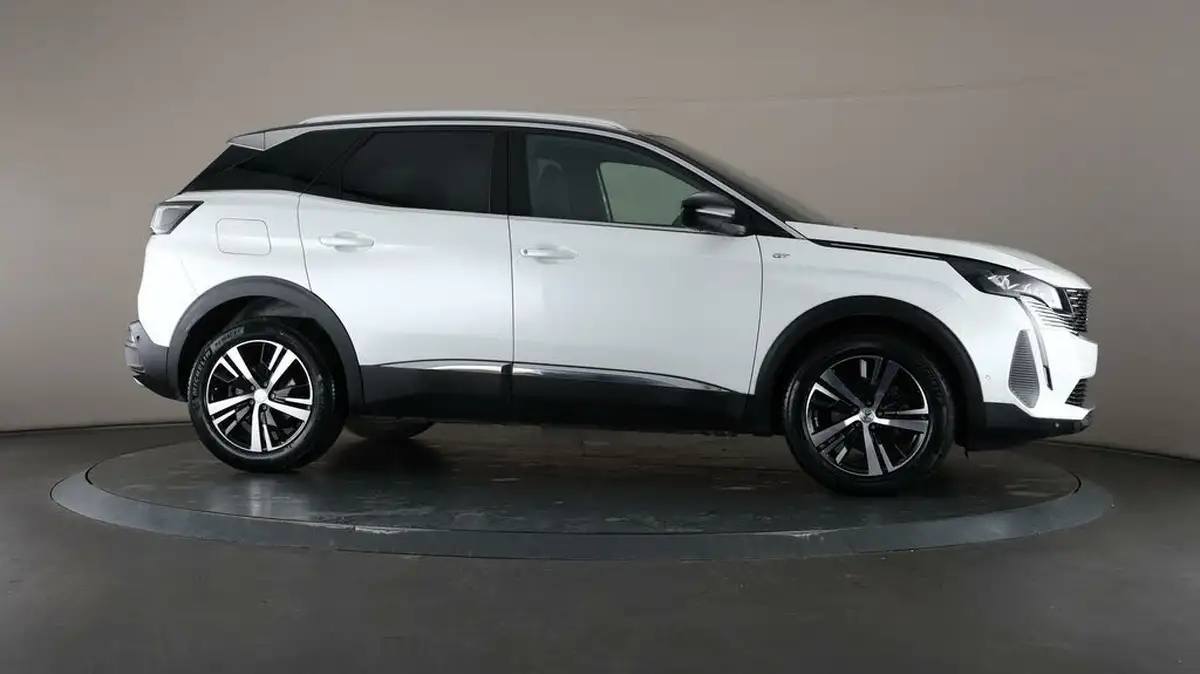 2021-peugeot-3008-suv-12-puretech-gt-eat8-big-8